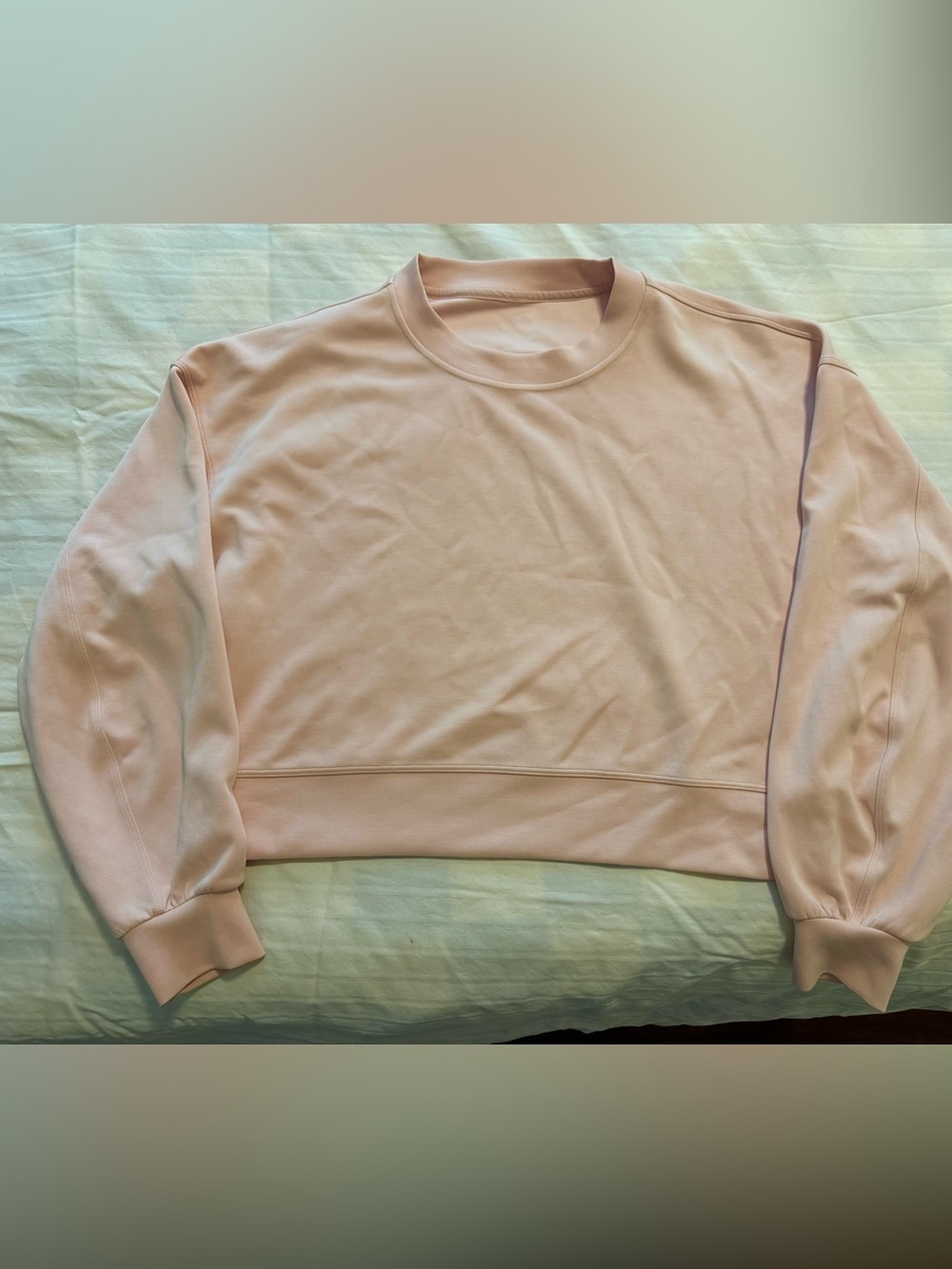 Lululemon Perfectly Oversized Cropped Crew in Strawberry Milkshake - SIZE 10